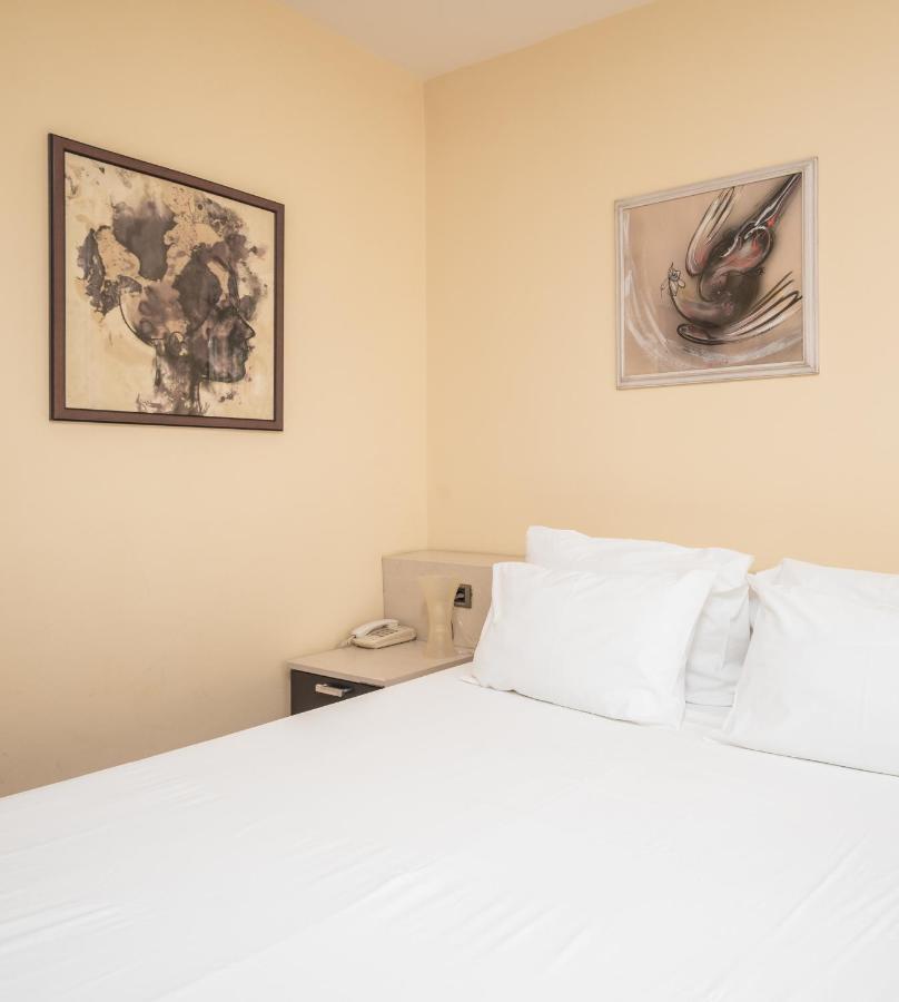 Bed and breakfast Pelister Skopje Chambre photo